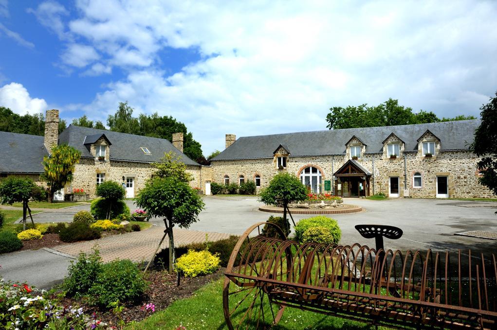 Au Relais Du Gue De Selle Hotel Mézangers Exterior foto