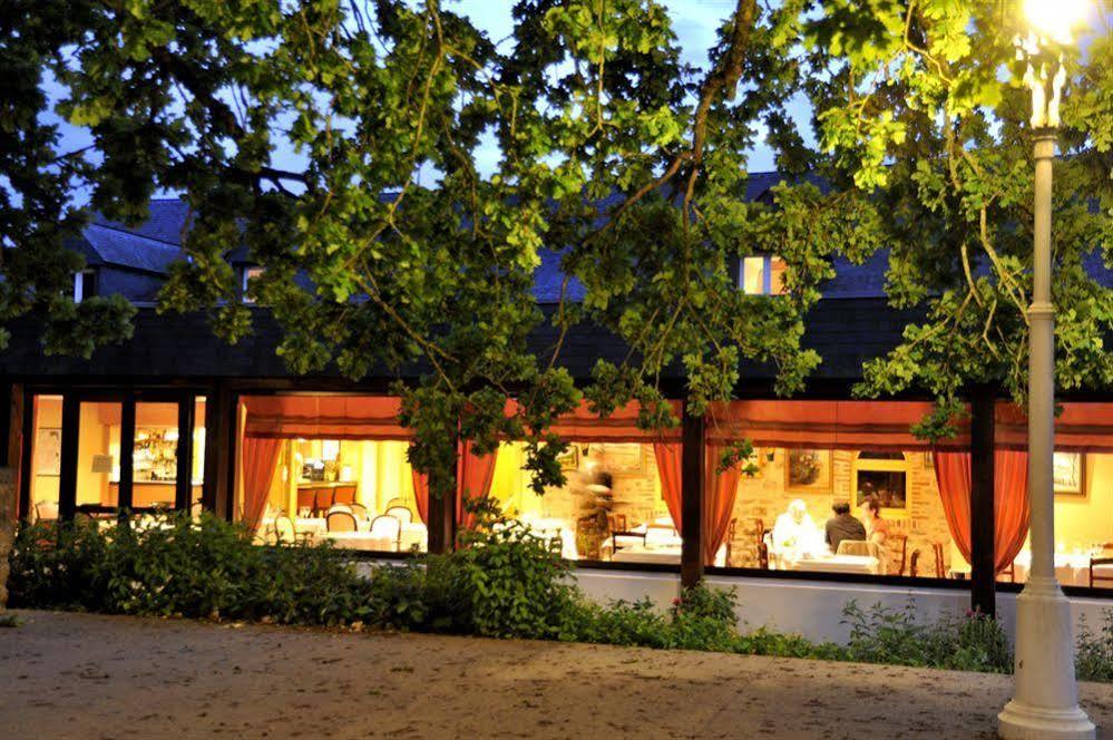 Au Relais Du Gue De Selle Hotel Mézangers Exterior foto